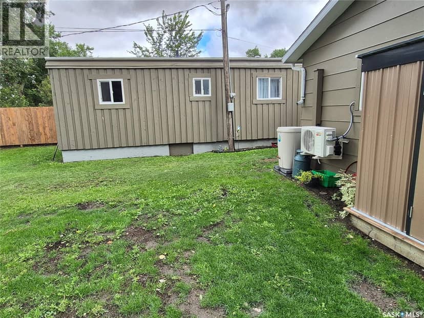 211 Prairie STREET — photo 26 of 38