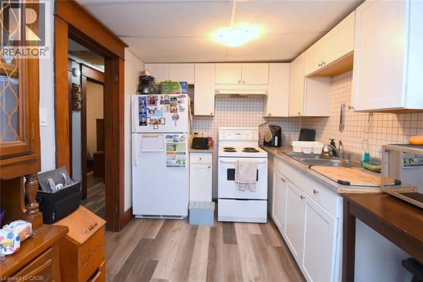 58 WELLINGTON Street — photo 25 of 37
