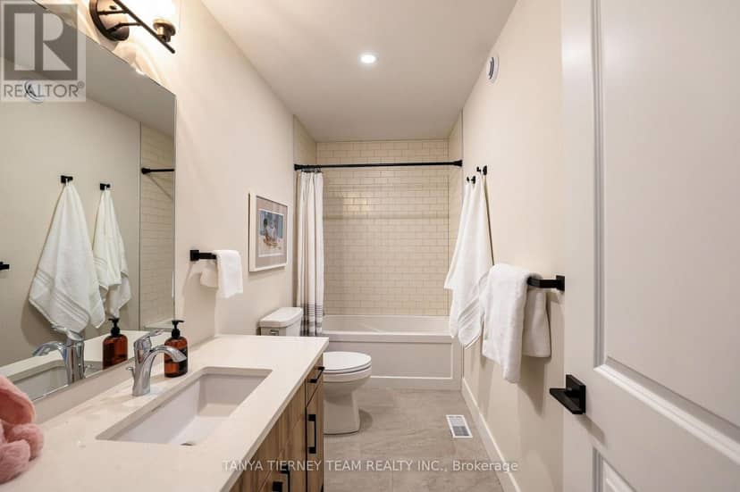 122 Courtland Street — photo 35 of 40