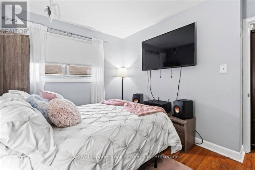 23 Alfred Drive — photo 15 of 32