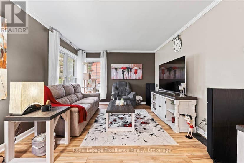 23 Alfred Drive — photo 7 of 32
