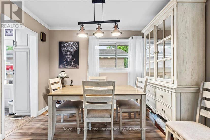 23 Alfred Drive — photo 9 of 32