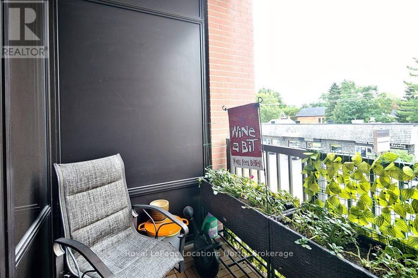 309 - 1 Hume Street — photo 15 of 39