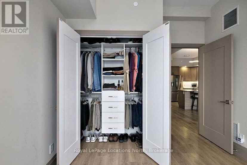 309 - 1 Hume Street — photo 26 of 39