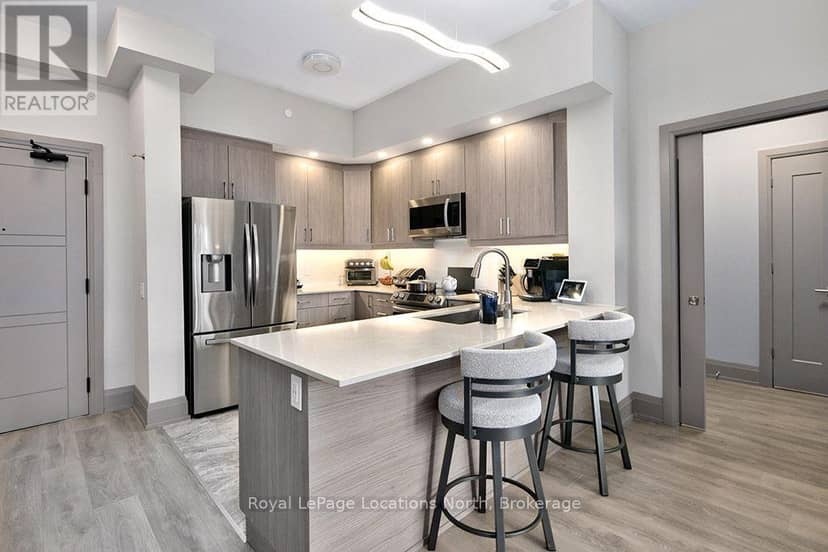 309 - 1 Hume Street — photo 8 of 39