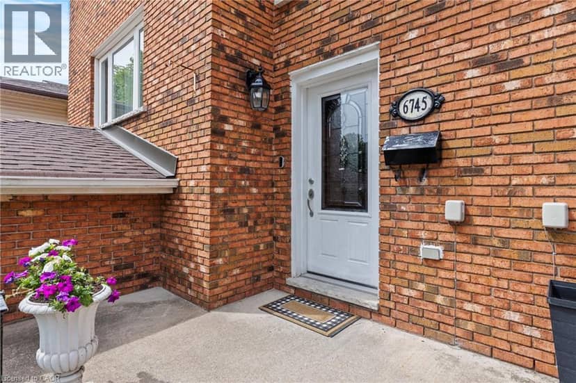 6745 DAWSON Street — photo 5 of 37