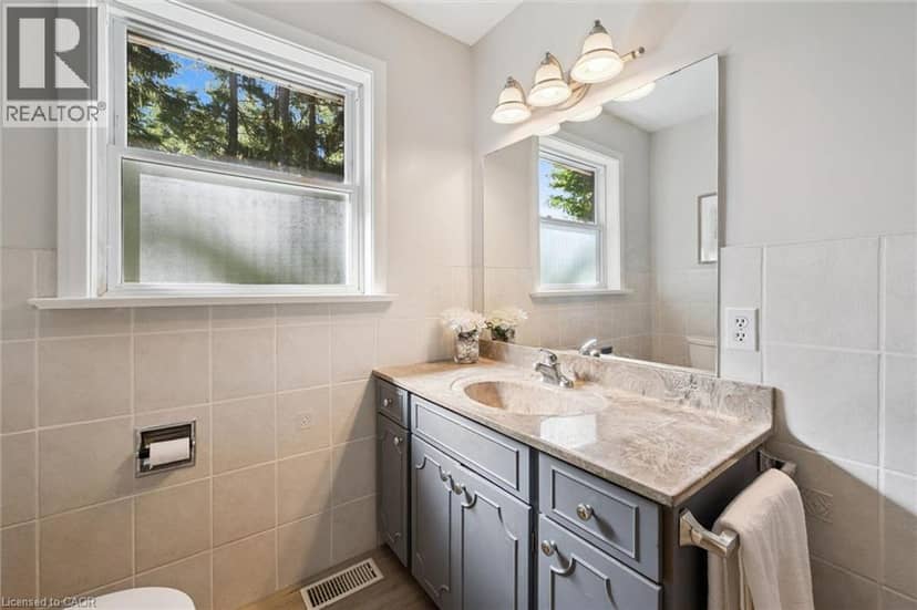 750 ERAMOSA Road — photo 13 of 22