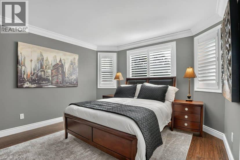 12 BEASLEY Crescent — photo 19 of 40