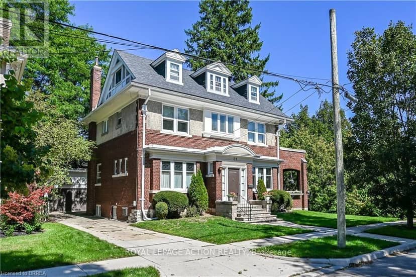 29 Lorne Crescent — photo 1 of 40