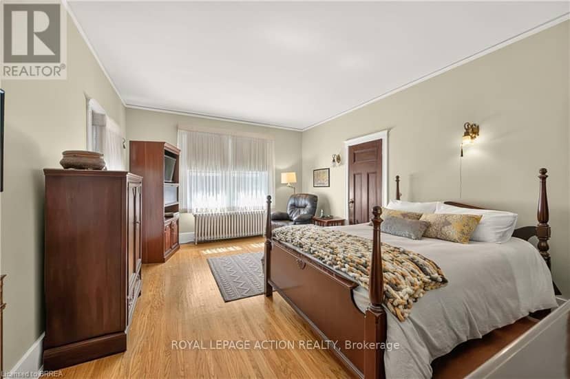 29 Lorne Crescent — photo 22 of 40