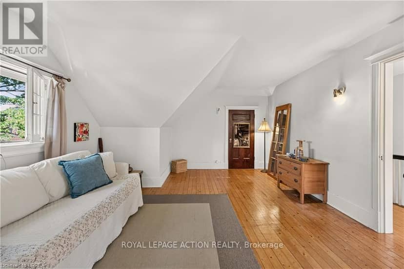 29 Lorne Crescent — photo 35 of 40