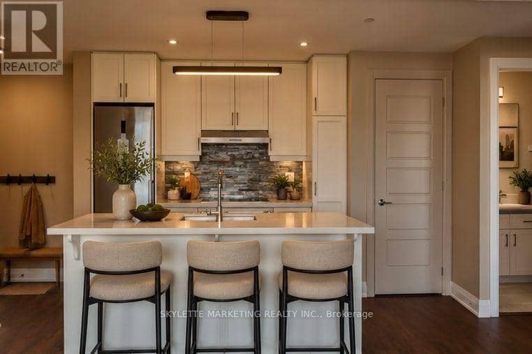 1301 - 2025 Maria Street — photo 18 of 24