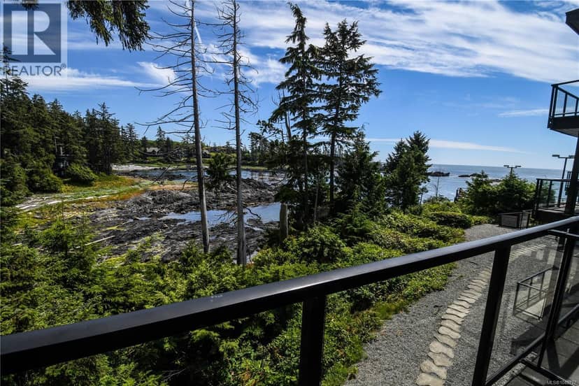 204 596 Marine Dr, Ucluelet