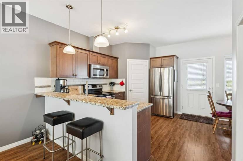 4203, 1001 8 Street, Airdrie, photo 4
