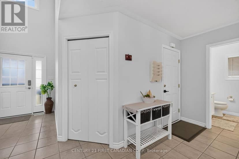 1213 Smither Road, London North, photo 7