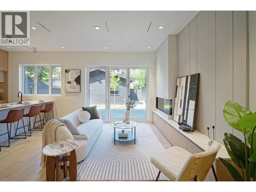 2 3315 W 10TH STREET, Vancouver, photo 6
