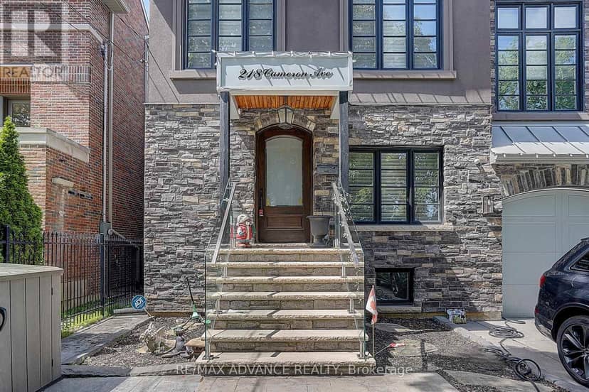 218 Cameron Avenue, Toronto, photo 2