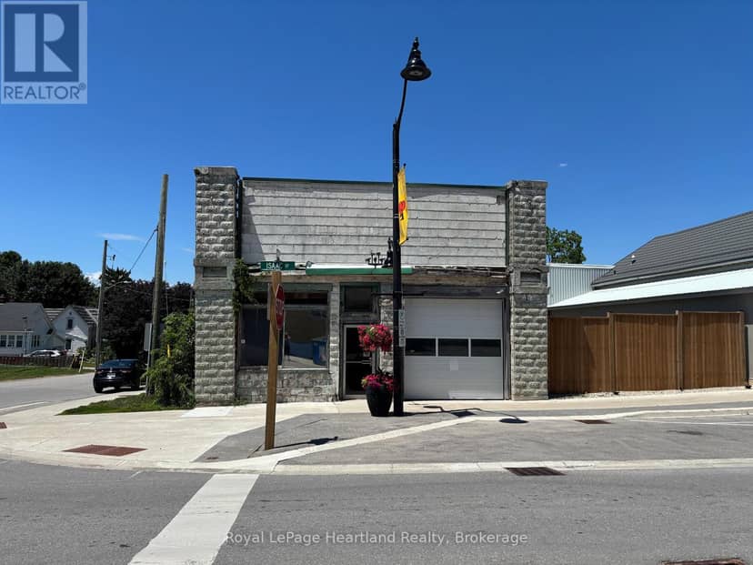 30 Isaac Street, Central Huron, photo 2