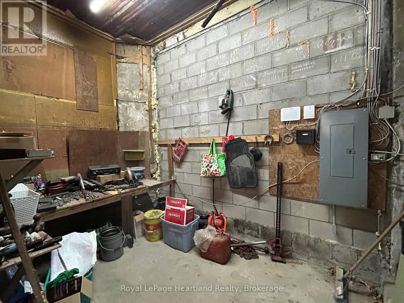 30 Isaac Street, Central Huron, photo 8