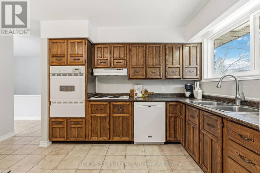 43 Northwood Road — photo 16 of 40