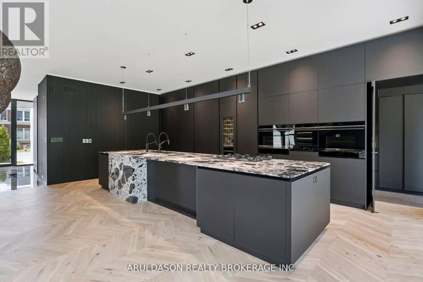 1135 Balfour Street — photo 3 of 32