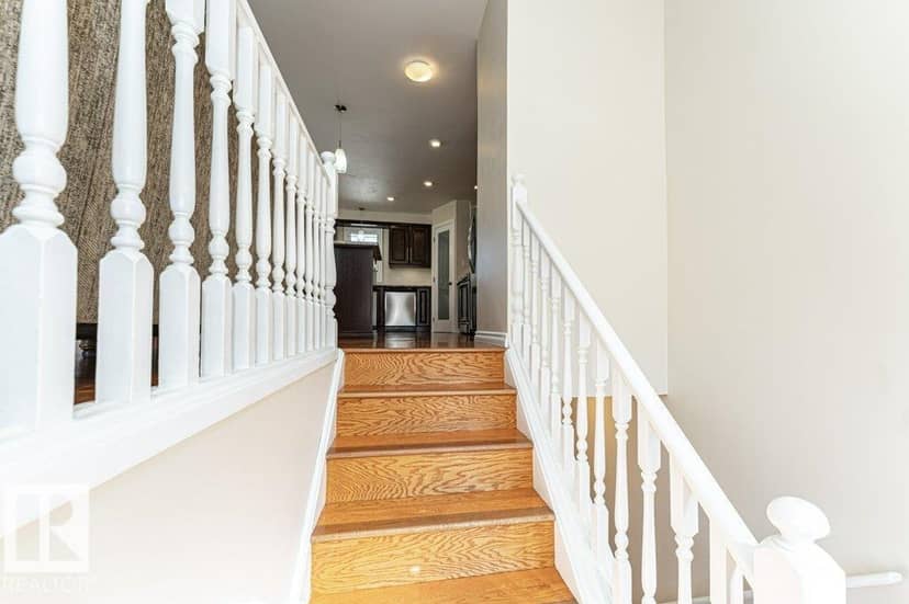 5924 11 AV NW, Edmonton, photo 3