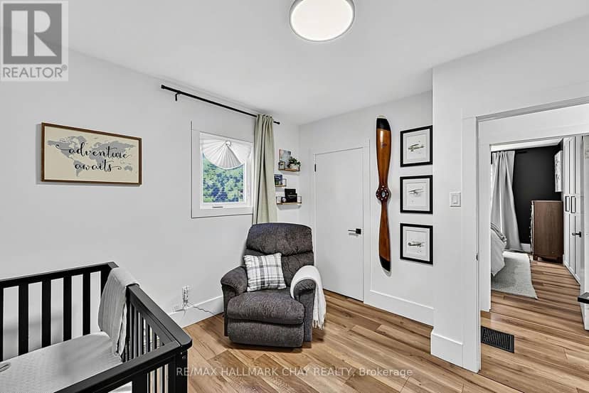 32 Caroline Street — photo 22 of 40