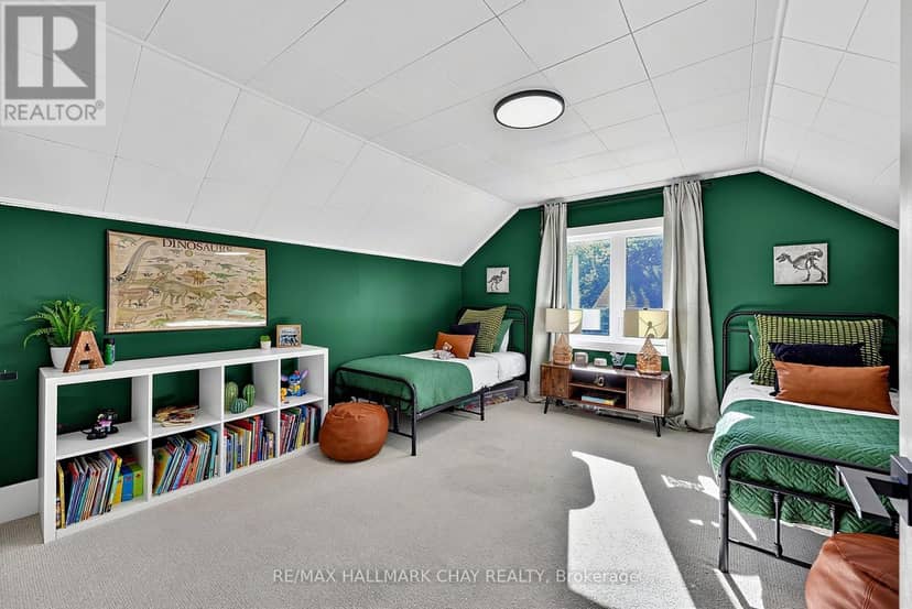 32 Caroline Street — photo 30 of 40