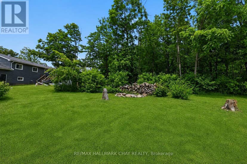 8 Myrtle Avenue — photo 19 of 23