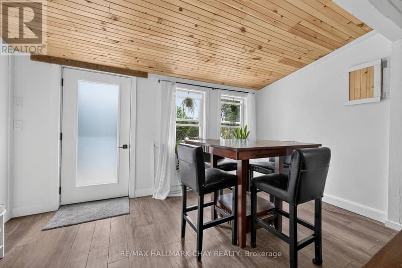 8 Myrtle Avenue, Oro-Medonte, photo 5