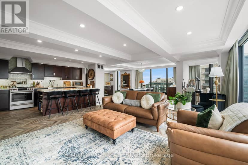1407 - 2045 Lake Shore Boulevard W — photo 1 of 33