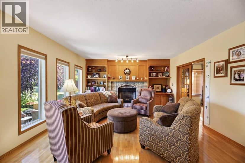 70 Balsam Crescent — photo 15 of 40
