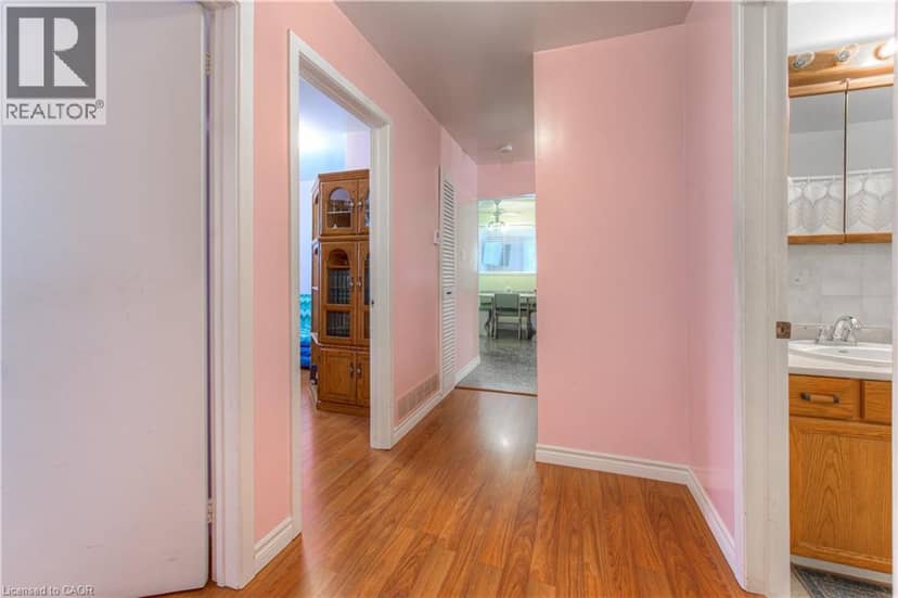 1227 VALENTINE Drive — photo 18 of 35