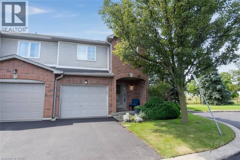 800 PARAMOUNT Drive Unit# 56, Stoney Creek