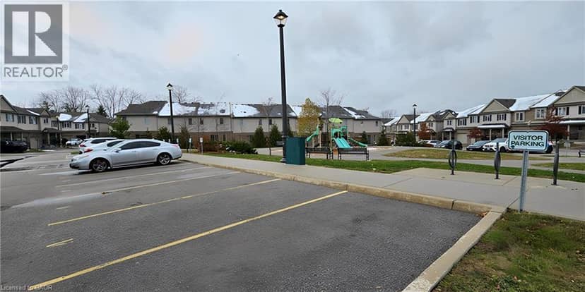 50 PINNACLE Drive, Kitchener, photo 2