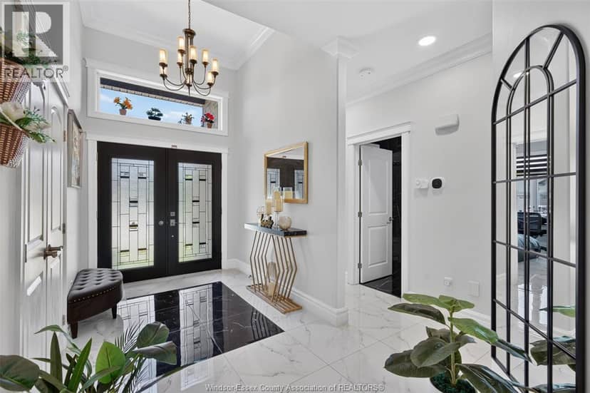 3945 Zanzibar Crescent — photo 6 of 40