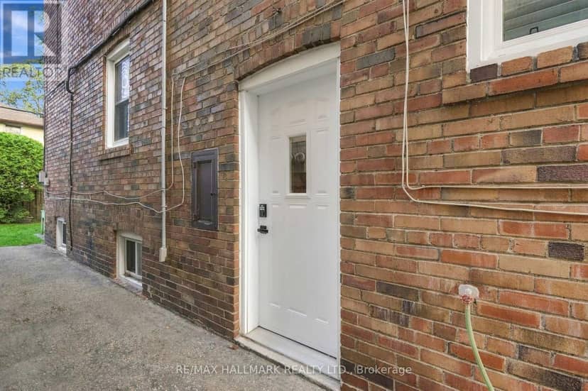 Upper - 25 Scarboro Beach Boulevard — photo 23 of 33