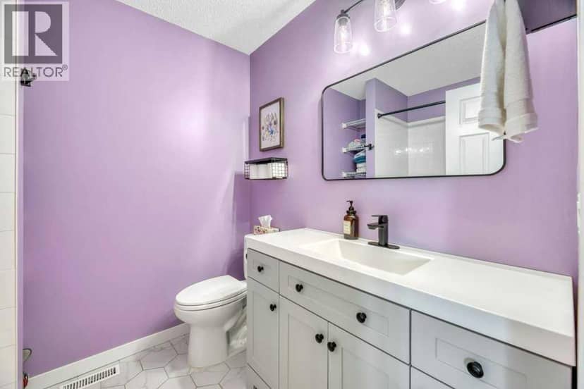 303 Strathaven Drive — photo 28 of 40