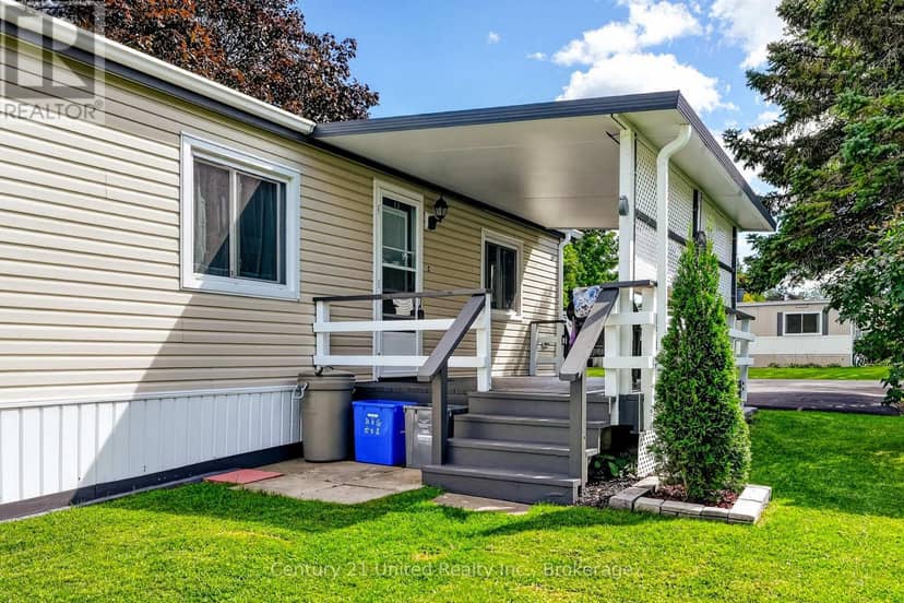 510 Cunningham Crescent — photo 34 of 40