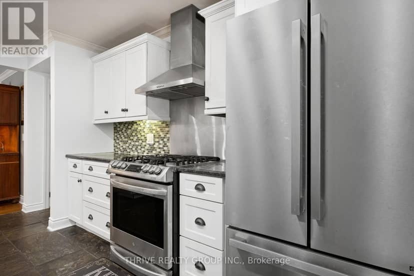 1067 Lombardo Avenue — photo 15 of 40