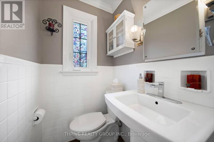 1067 Lombardo Avenue — photo 16 of 40