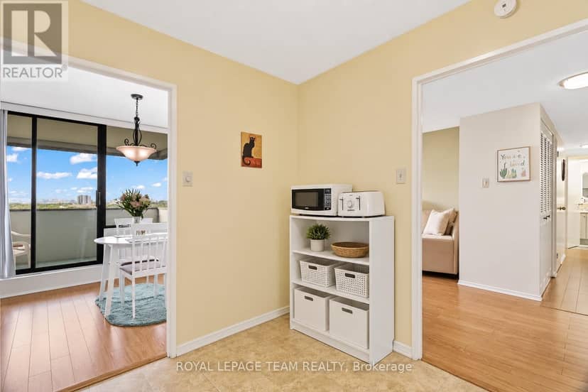 1008 - 1285 Cahill Drive — photo 8 of 33