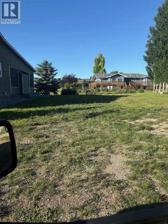 663 Lakeside Drive, Rural Vulcan County, photo 3