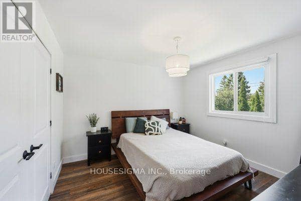 618 Aylmer Crescent — photo 18 of 40
