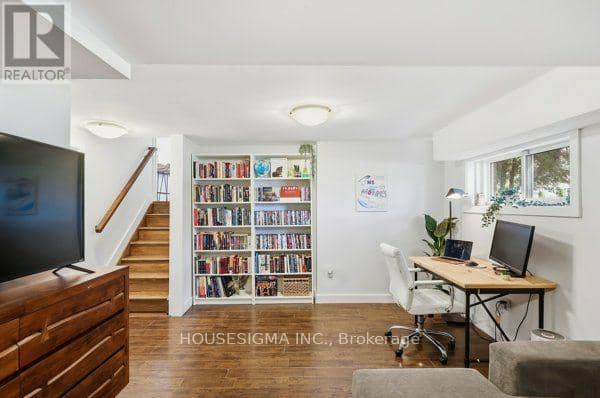 618 Aylmer Crescent — photo 29 of 40