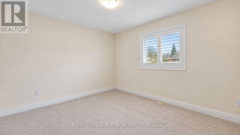 146 Sandringham Drive — photo 19 of 28