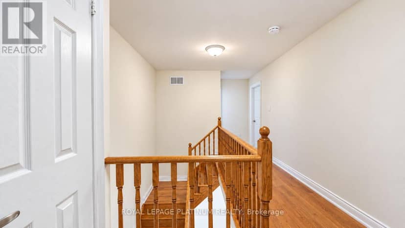 146 Sandringham Drive — photo 23 of 28