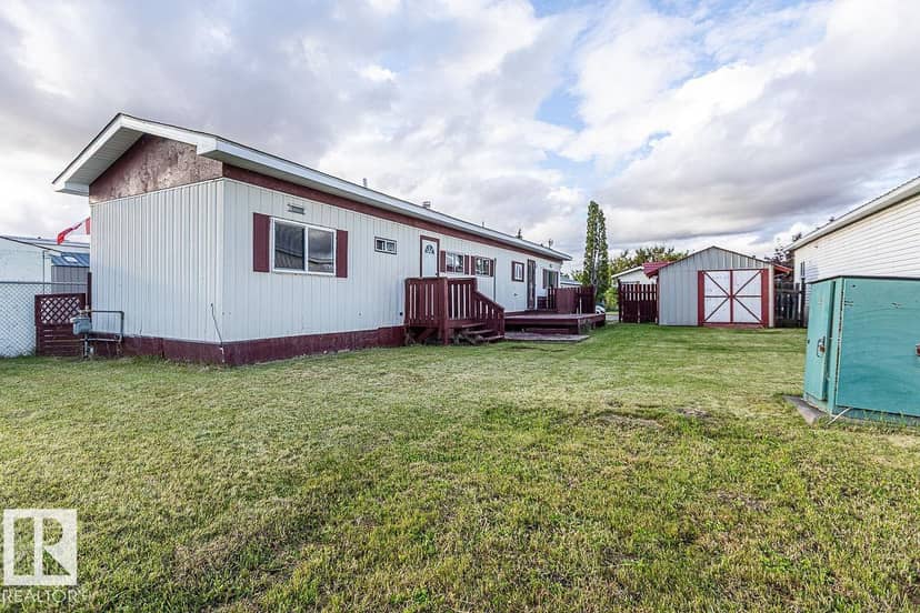 3 Calmar Mobile Home Park, Calmar, photo 2