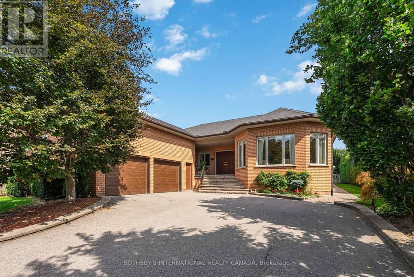 83 Burndean Court, Richmond Hill, photo 2