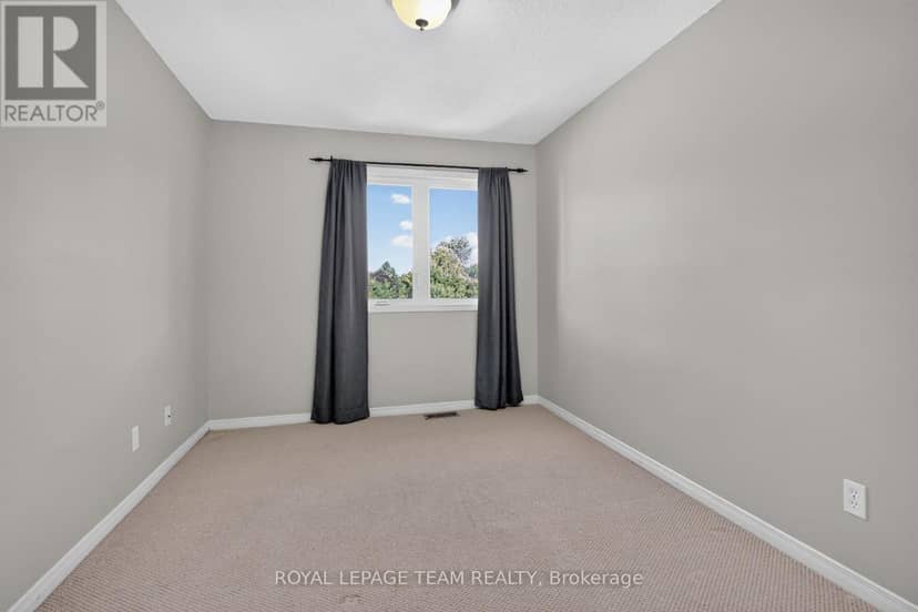 136 Glamorgan Drive — photo 31 of 40